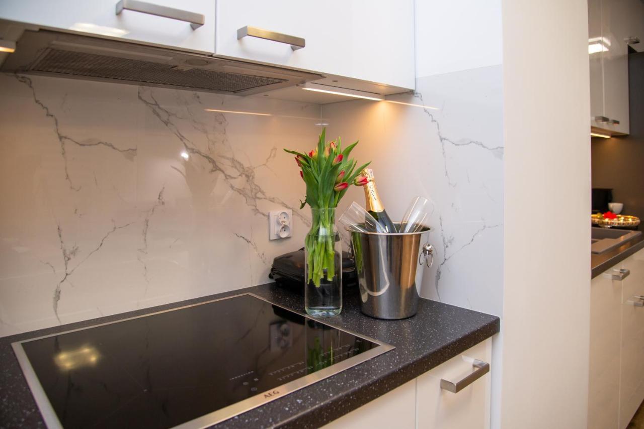 Maya'S Flats & Resorts 49 - Spacious 3 Rooms Apartment In Szafarnia Gdańsk Buitenkant foto
